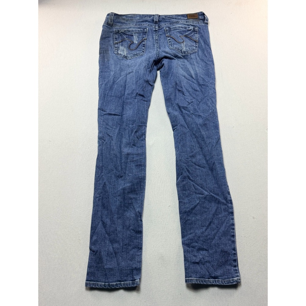 Refuge Straight Leg Jeans Women Size 9 Long Blue Excellent Distressed P1975MW-33